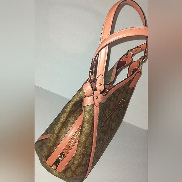 BRAND NEW~Spacious COACH Signature Canvas "KRISTY" 3 Section Shoulder/Satchel - Picture 15 of 16